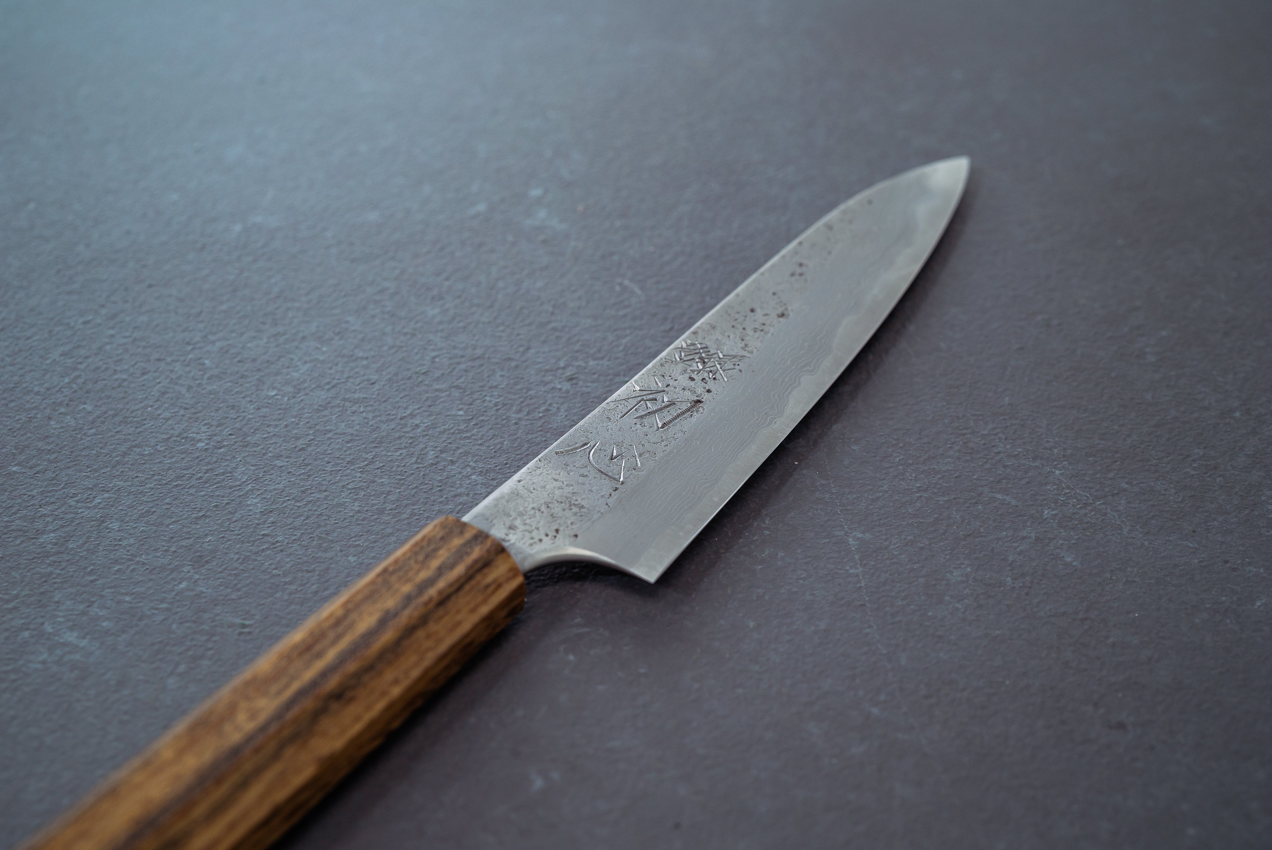 Hatsukokoro Blue#2 Nashiji Damascus petty 150mm - Thecooksedge