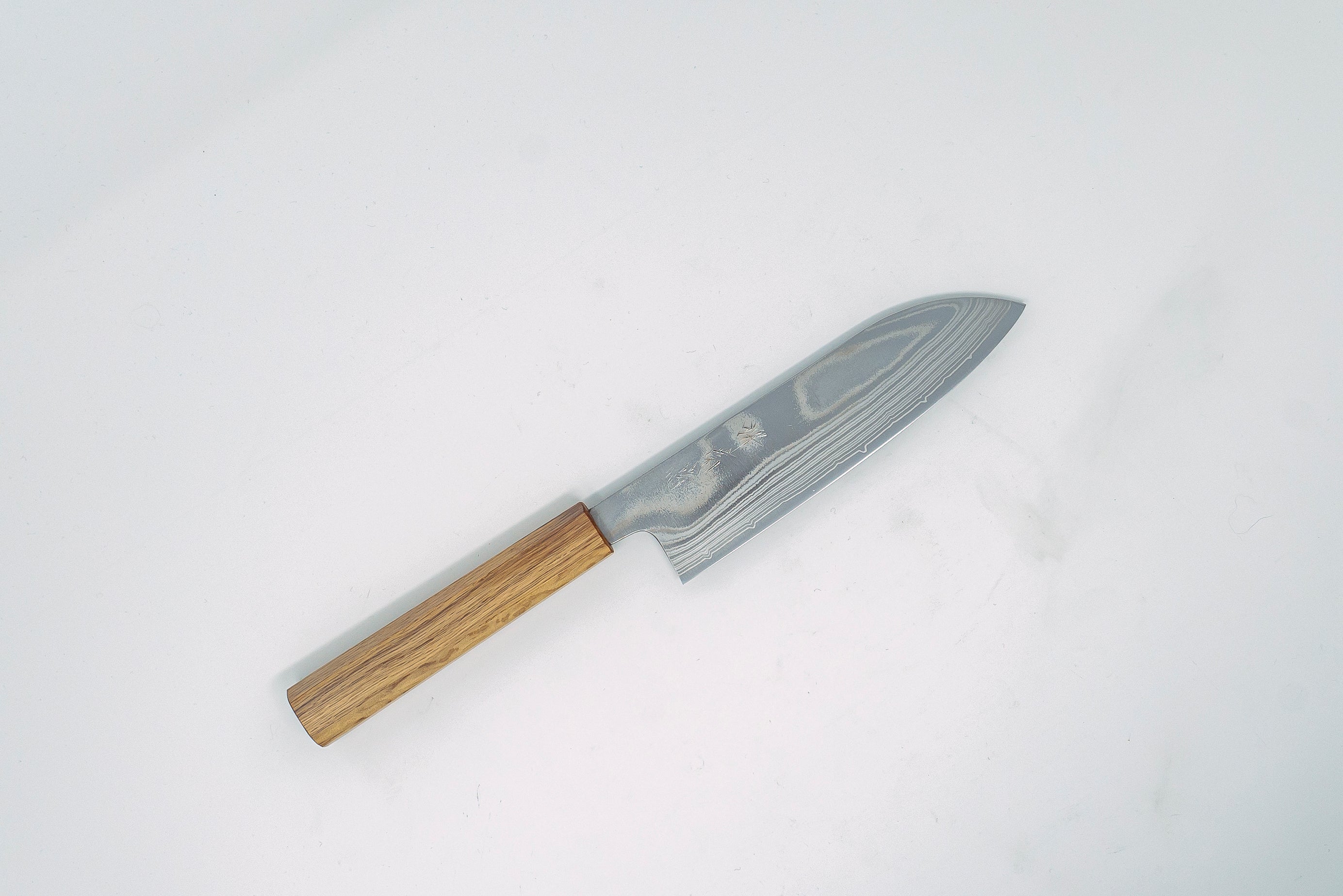 Sakai Kikumori 10A Damascus Santoku 165mm - Thecooksedge