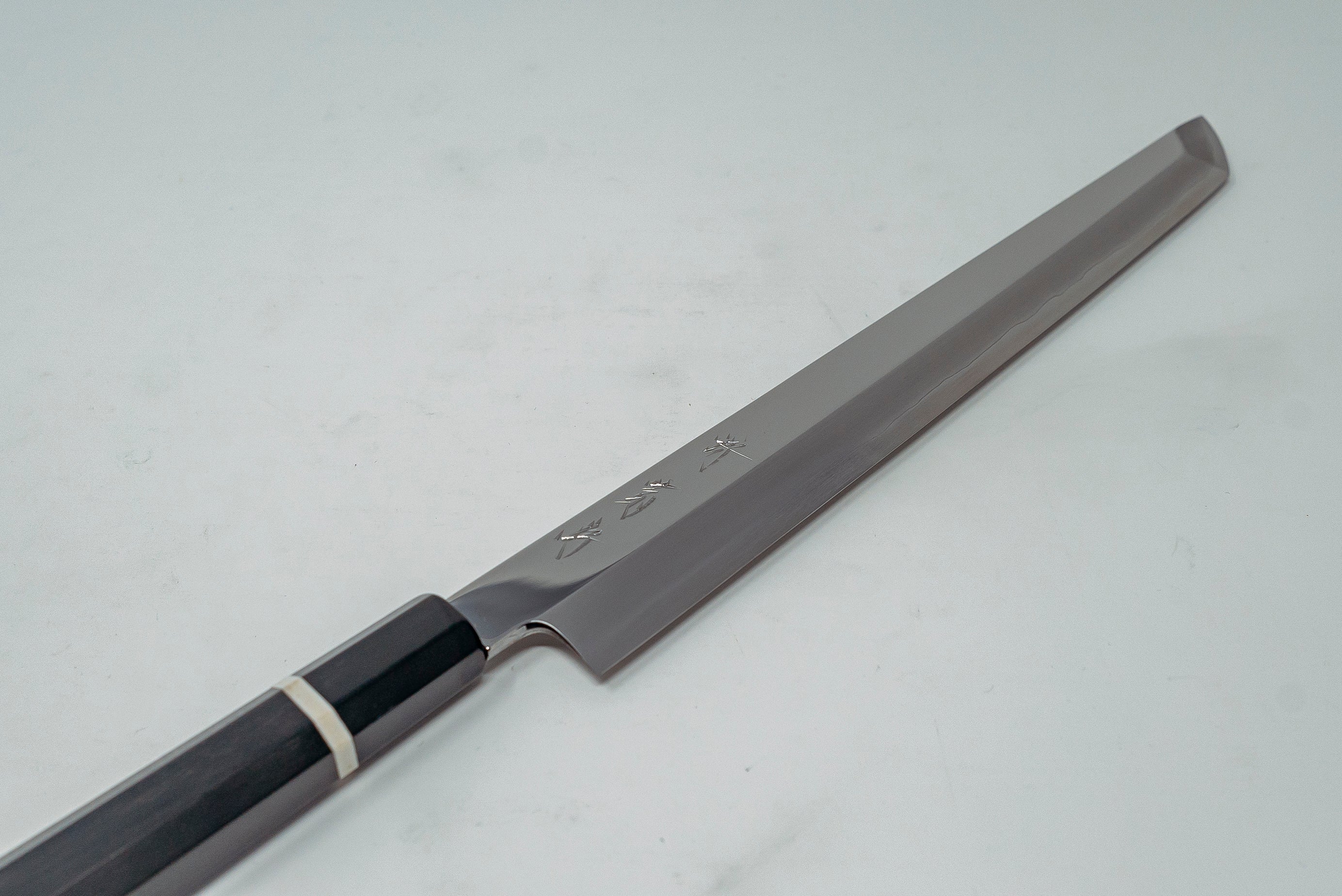 Sakai Kikumori SG2 Mirror Sakimaru Yanagiba 270mm Ebony handle w/black buffalo horn and white spacer - Thecooksedge