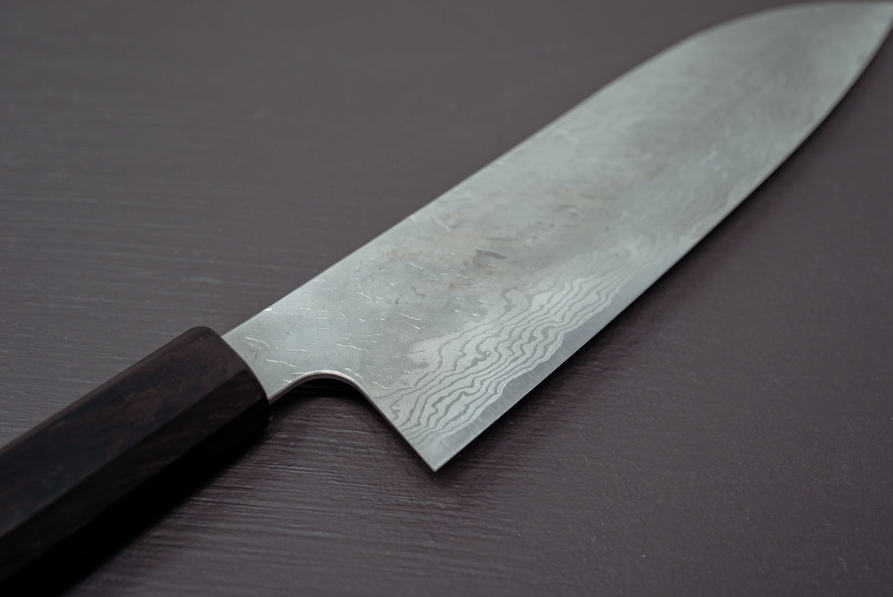 Nigara Hamono VG10 Tsuchime Damascus Santoku 180mm - Thecooksedge