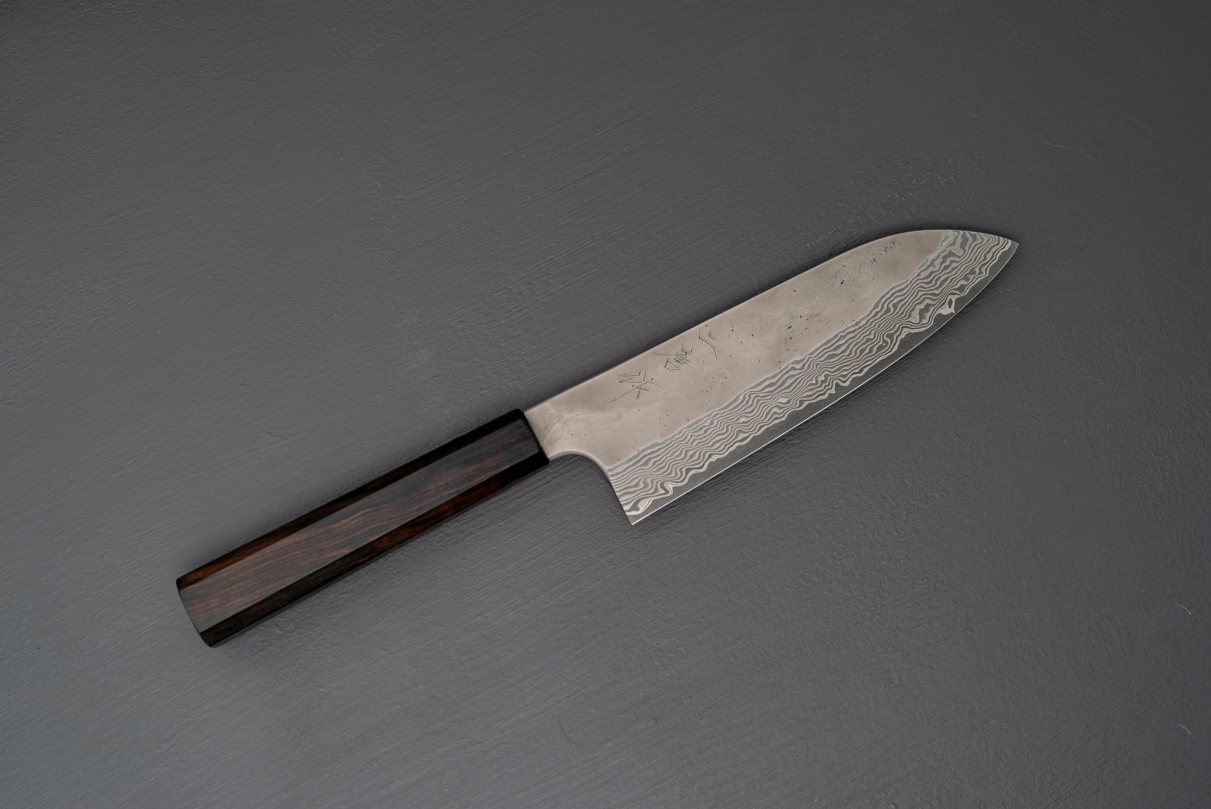 Nigara Hamono Silver3 Damascus Santoku 180mm - Thecooksedge