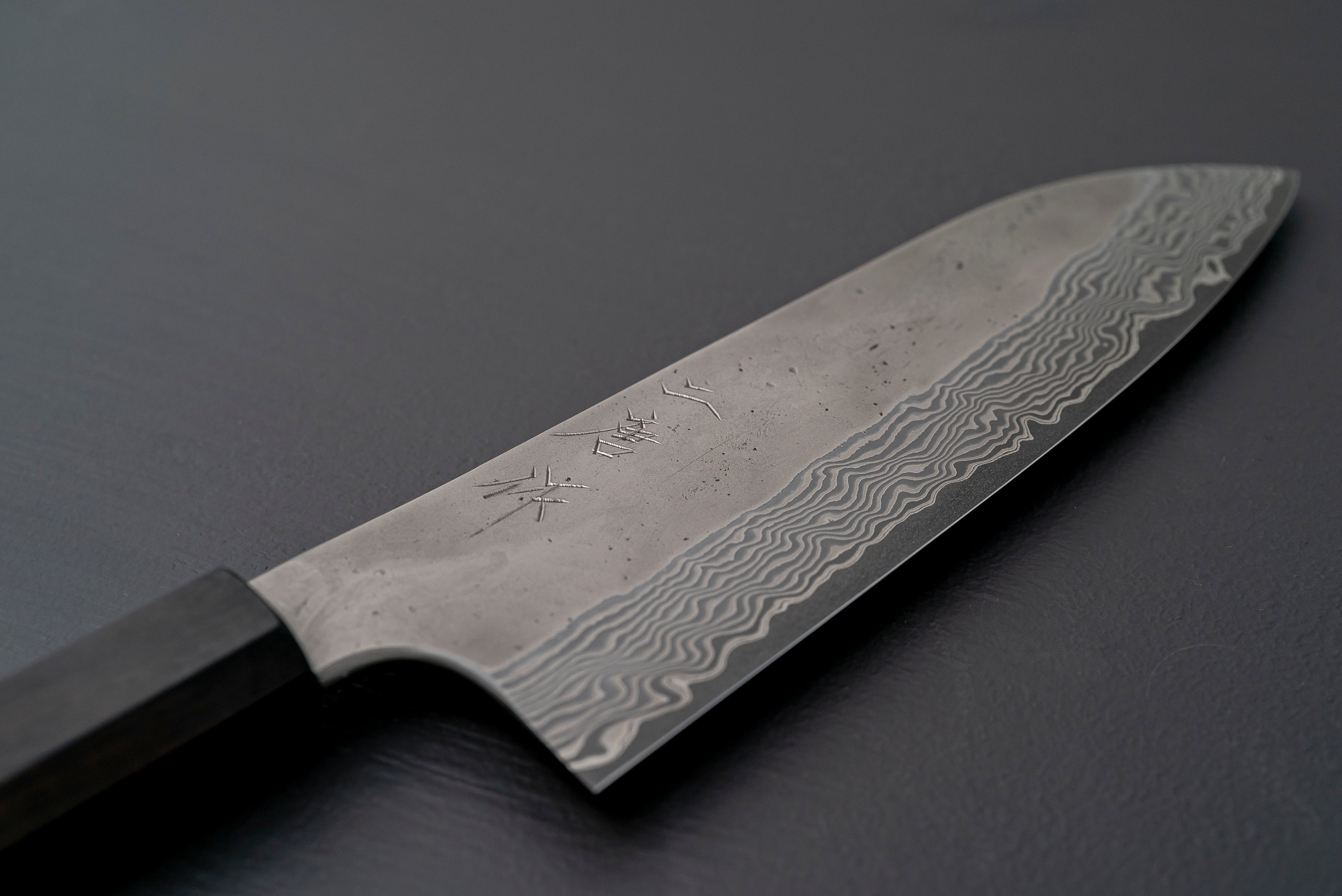 Nigara Hamono Silver3 Damascus Santoku 180mm - Thecooksedge