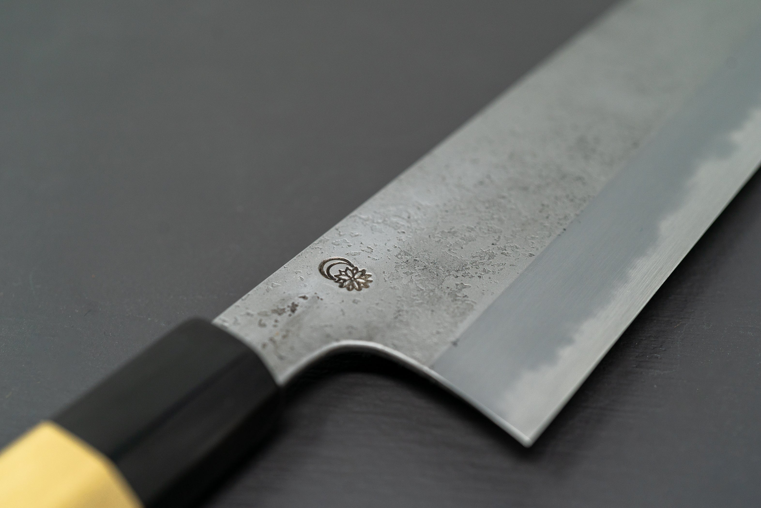 Sakai Kikumori Kikuzuki RIN Nakiri 180mm - Thecooksedge