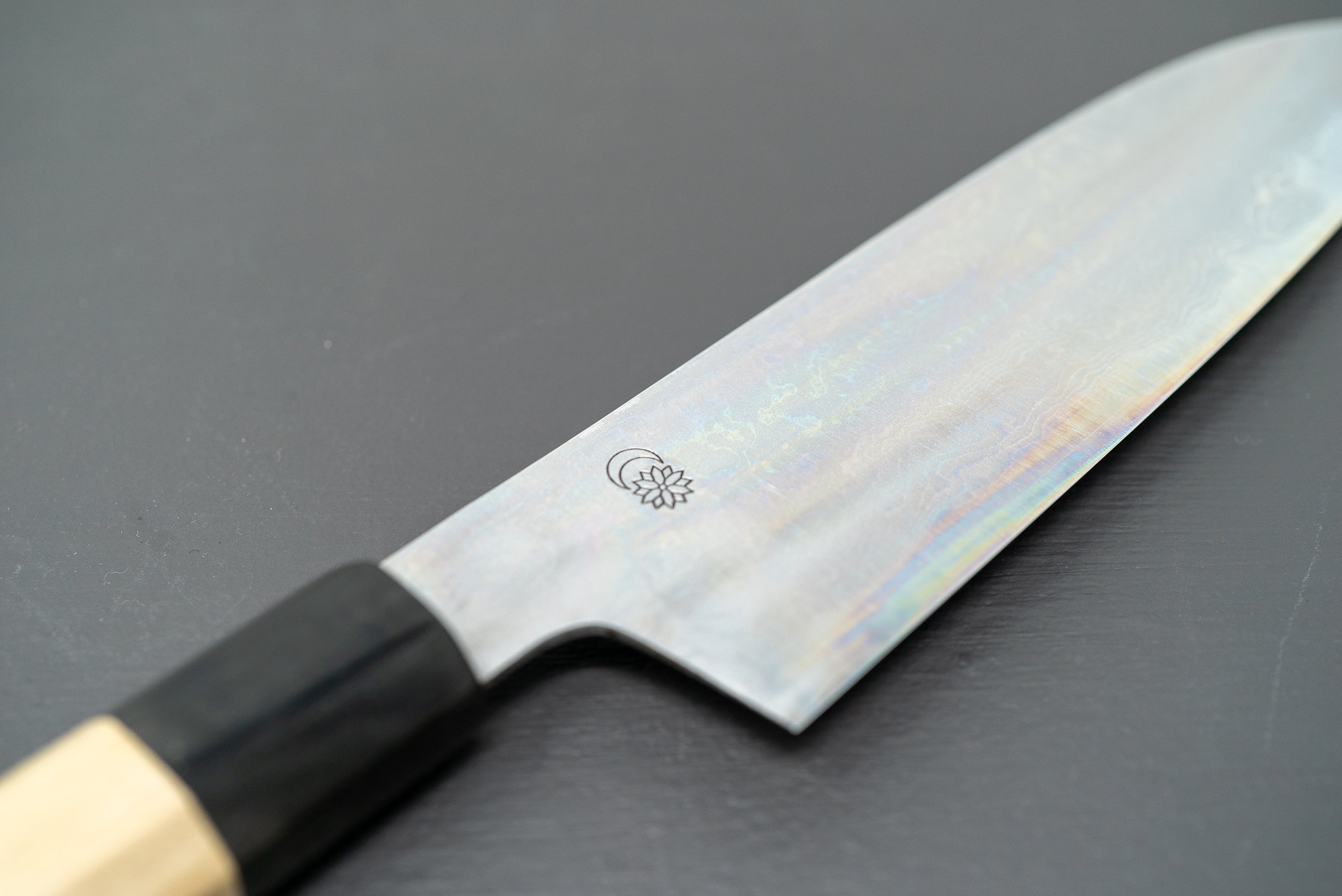 Sakai Kikumori Kikuzuki Uzu Santoku 180mm - Thecooksedge