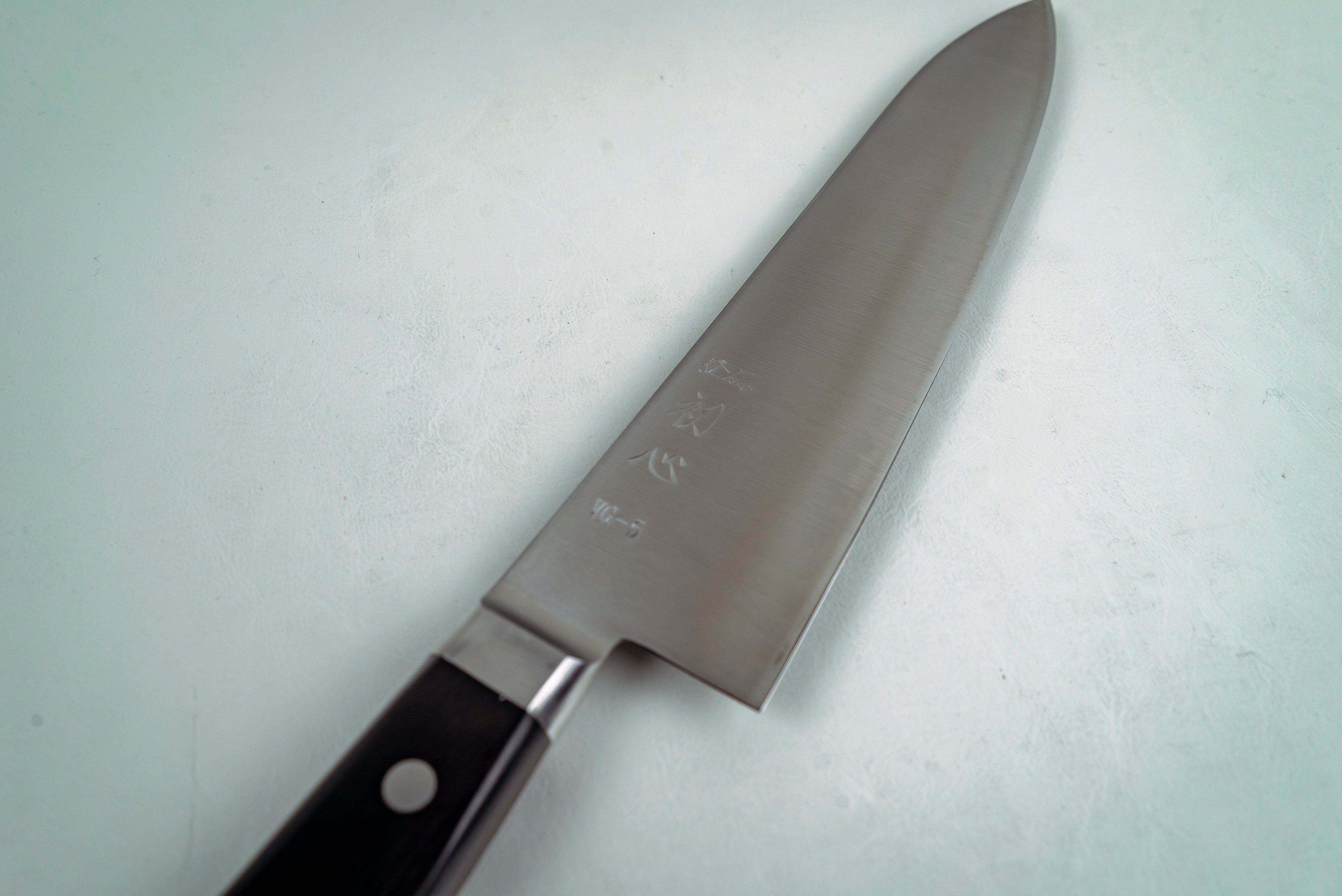 VG5 Gyuto 210mm - Thecooksedge