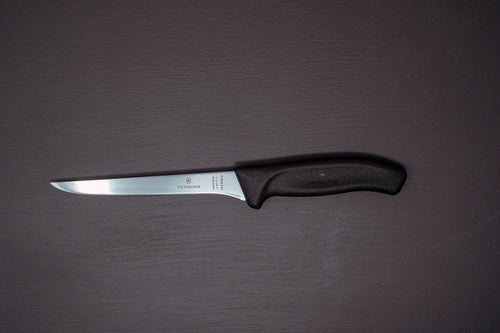 Victorinox 6" (150mm) boning knife w/fibrox handle - Thecooksedge