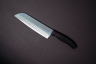 Victorinox 7" (170mm) Santoku fibrox handle - Thecooksedge