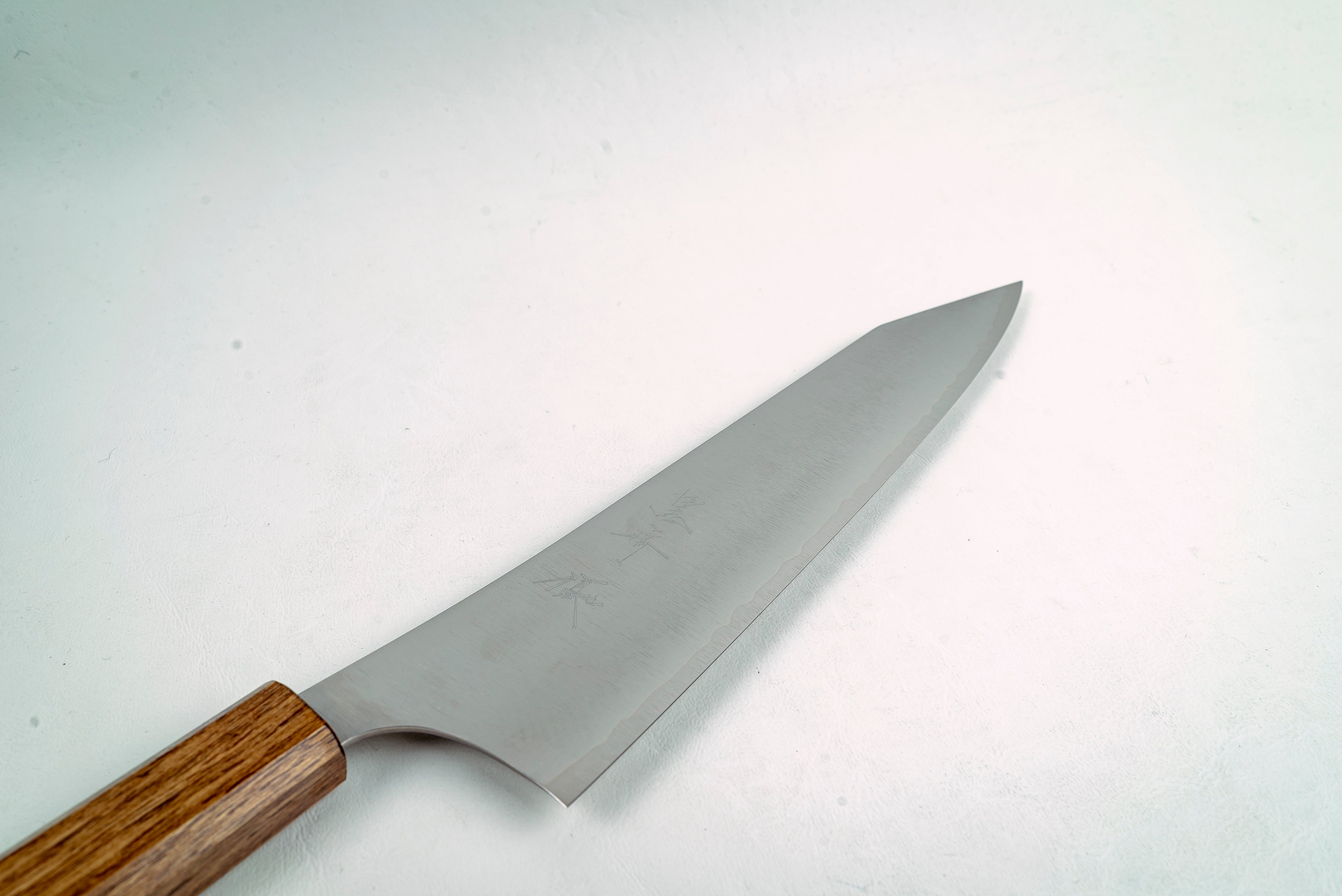 Yu Kurosaki Gekko Gyuto 240mm - Thecooksedge