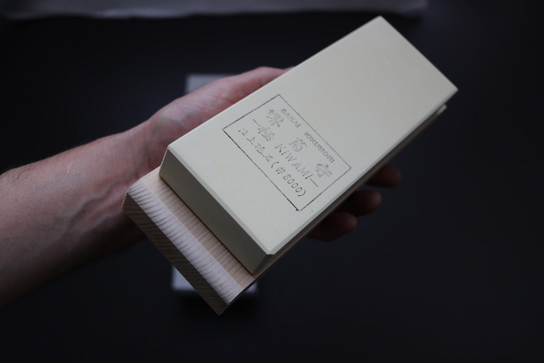 Kiwami V10 8000 Grit 205x70x25mm (With dressing stone) - Thecooksedge