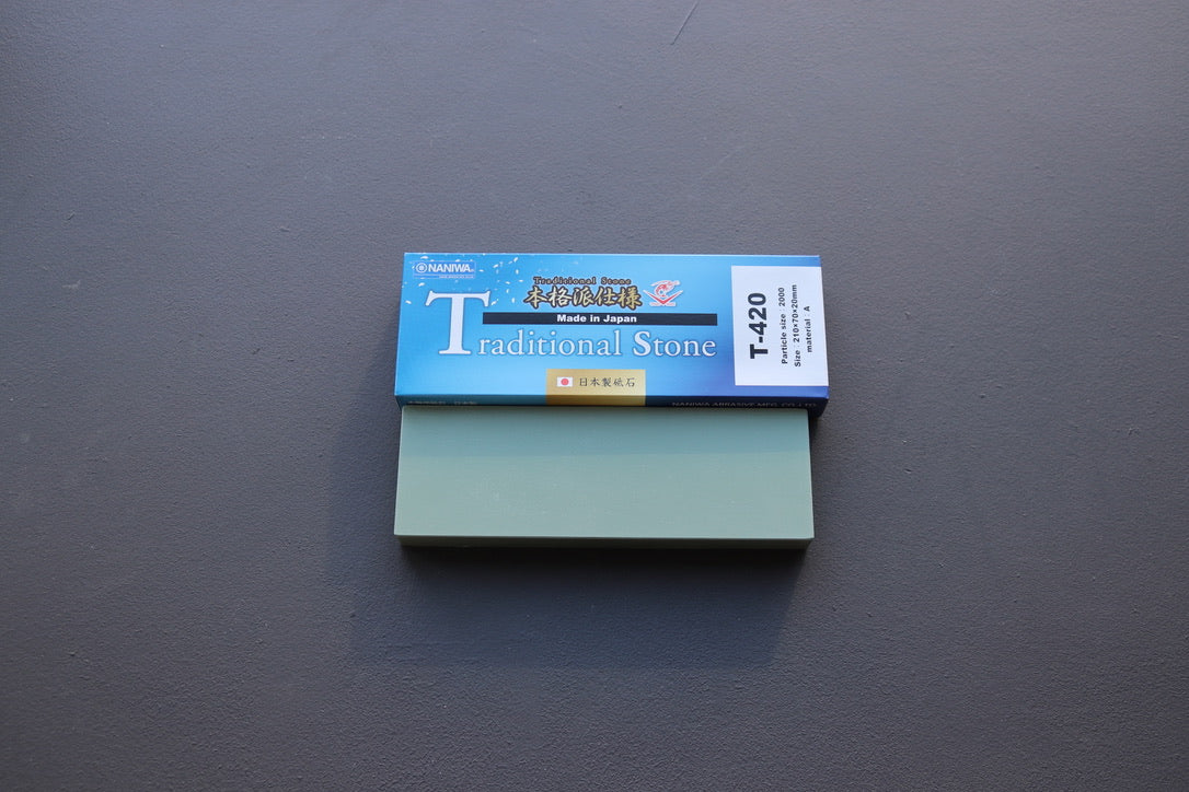 Naniwa traditional 2000 grit 210x70x20mm - Thecooksedge