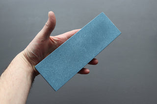 Naniwa Professional 600 grit 210x70x20mm - Thecooksedge