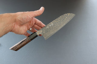 Takeshi Saji VG10 Damascus Santoku 165mm - Thecooksedge