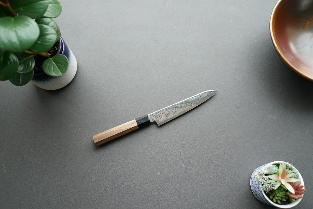 Hatsukokoro Sunaarashi Kurozome Damascus Kiritsuke Petty 150mm - Thecooksedge