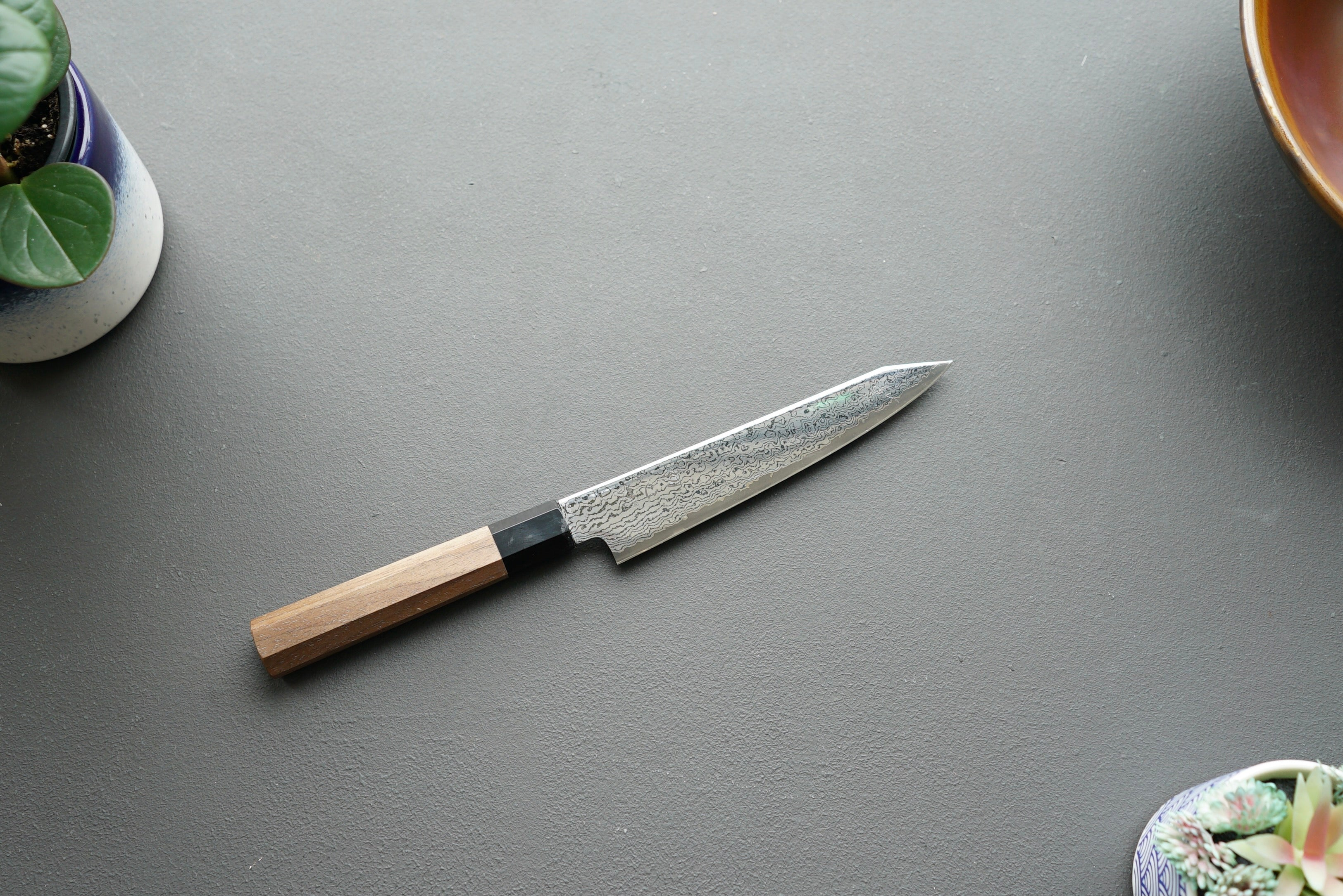 Hatsukokoro Sunaarashi Kurozome Damascus Kiritsuke Petty 150mm - Thecooksedge