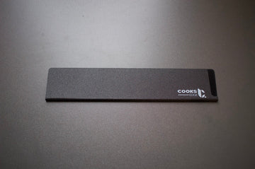 Cook's Edge blade guard 270mm - Thecooksedge