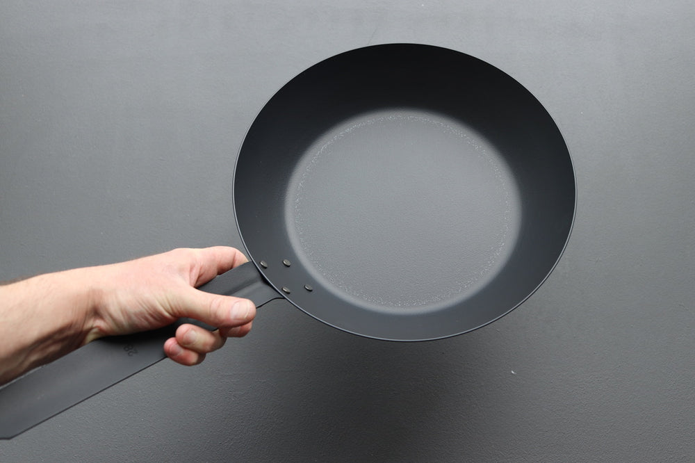 Kirameki Iron Frying Pan - Thecooksedge