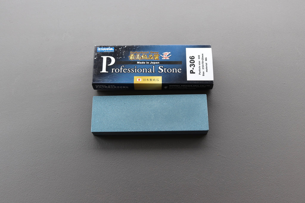 Naniwa Professional 600 grit 210x70x20mm - Thecooksedge