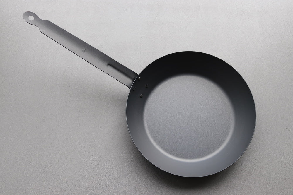 Kirameki Iron Frying Pan - Thecooksedge