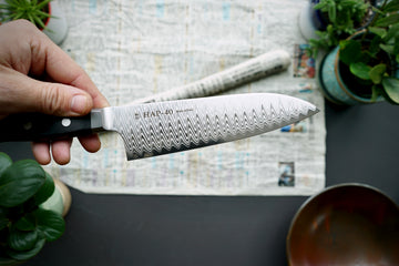 Hayabusa Damascus HAP40 Santoku 180mm - Thecooksedge