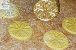 Corzetti Pasta Stamp - Thecooksedge