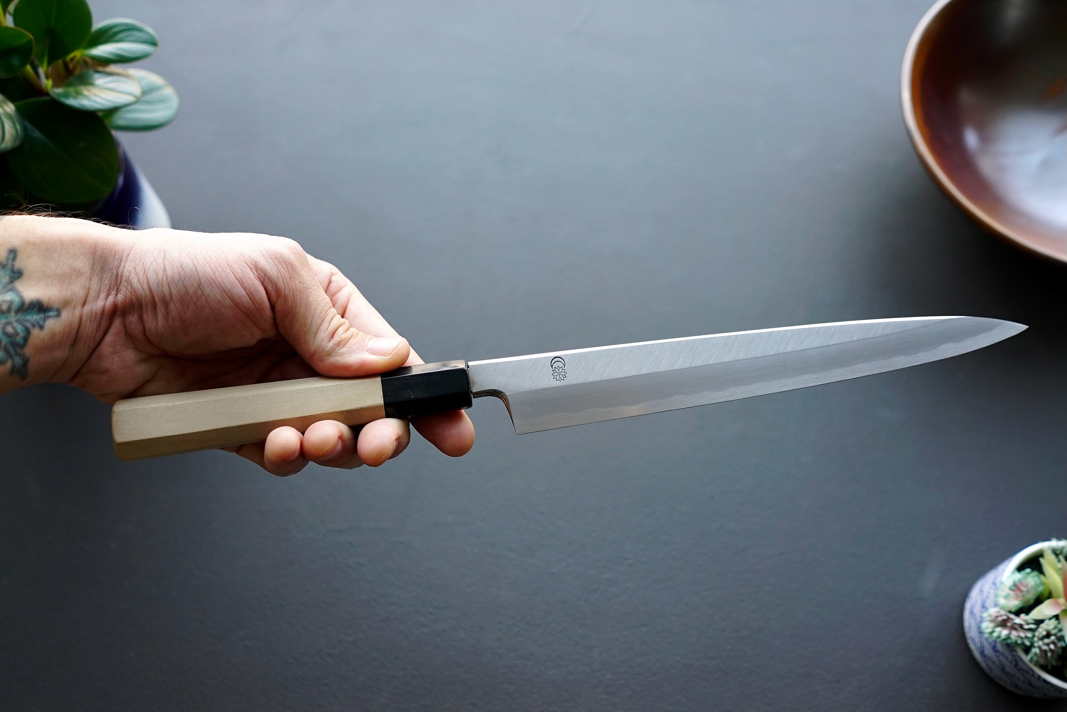 Kikuzuki Kasumi Yanagiba 240mm - Thecooksedge