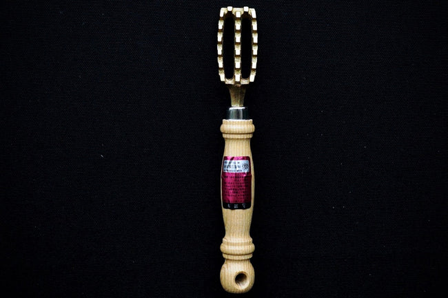 Small Japanese Brass Fish Scaler - Thecooksedge