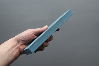 Naniwa Professional 600 grit 210x70x20mm - Thecooksedge