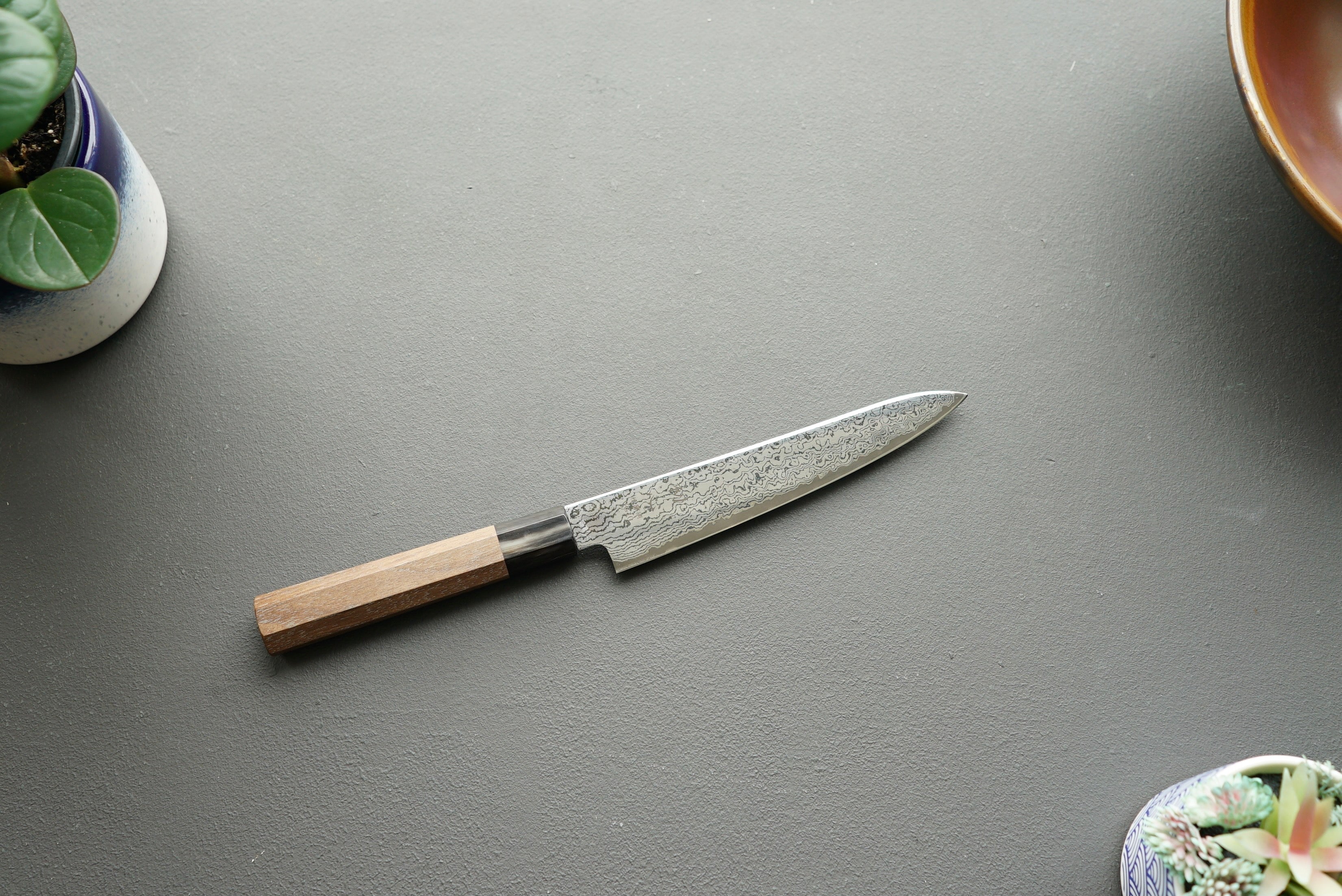 Hatsukokoro Sunaarashi Kurozome Damascus Petty 150mm - Thecooksedge