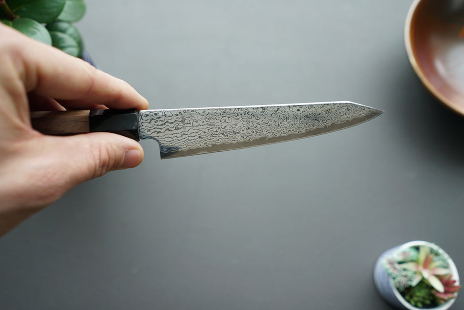 Hatsukokoro Sunaarashi Kurozome Damascus Kiritsuke Petty 150mm - Thecooksedge