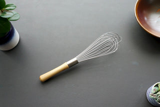 Best Wood Handle Balloon Whisk - Thecooksedge
