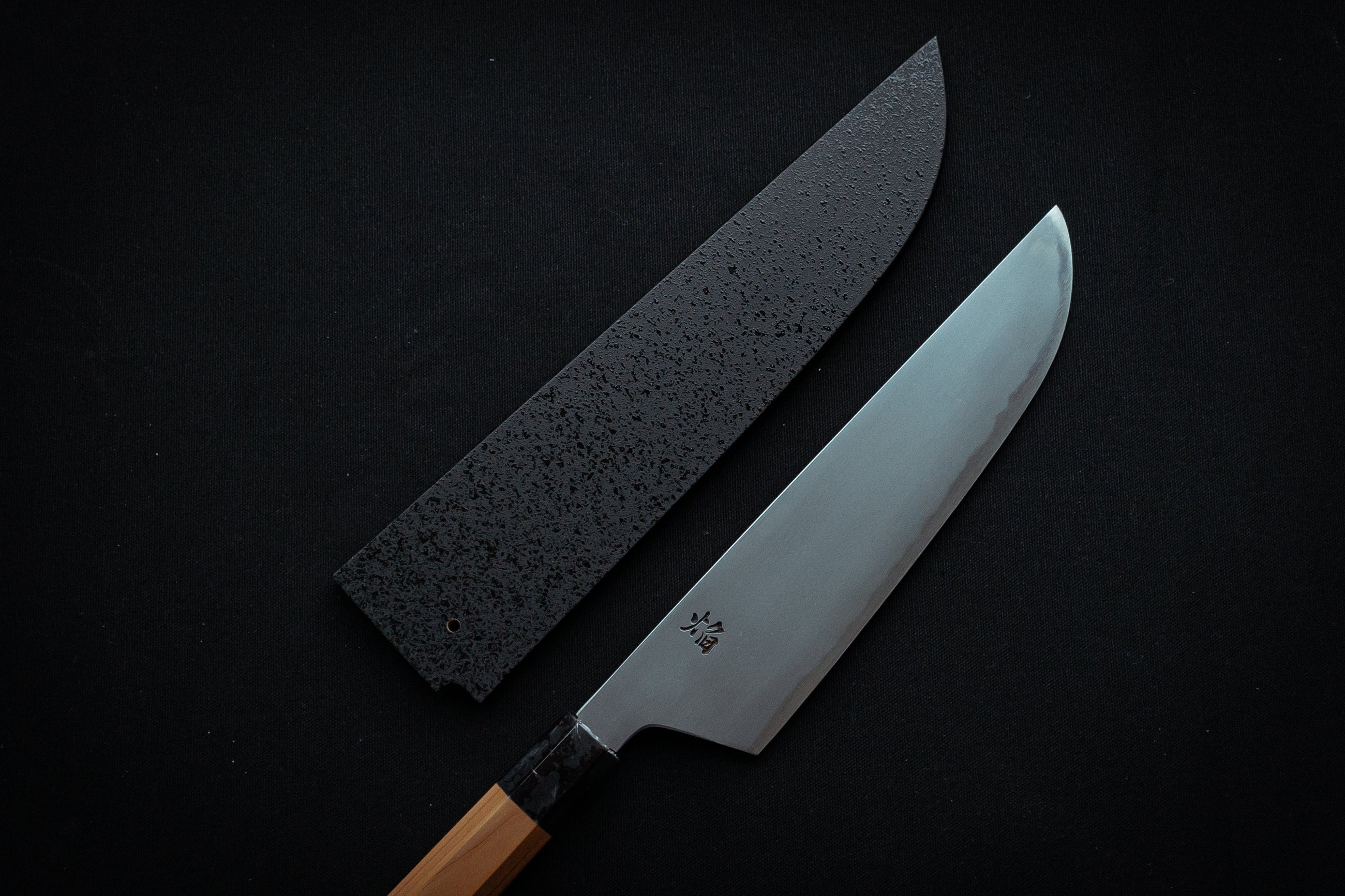 Itsuo Doi Homura Kengata Gyuto 240mm - Thecooksedge