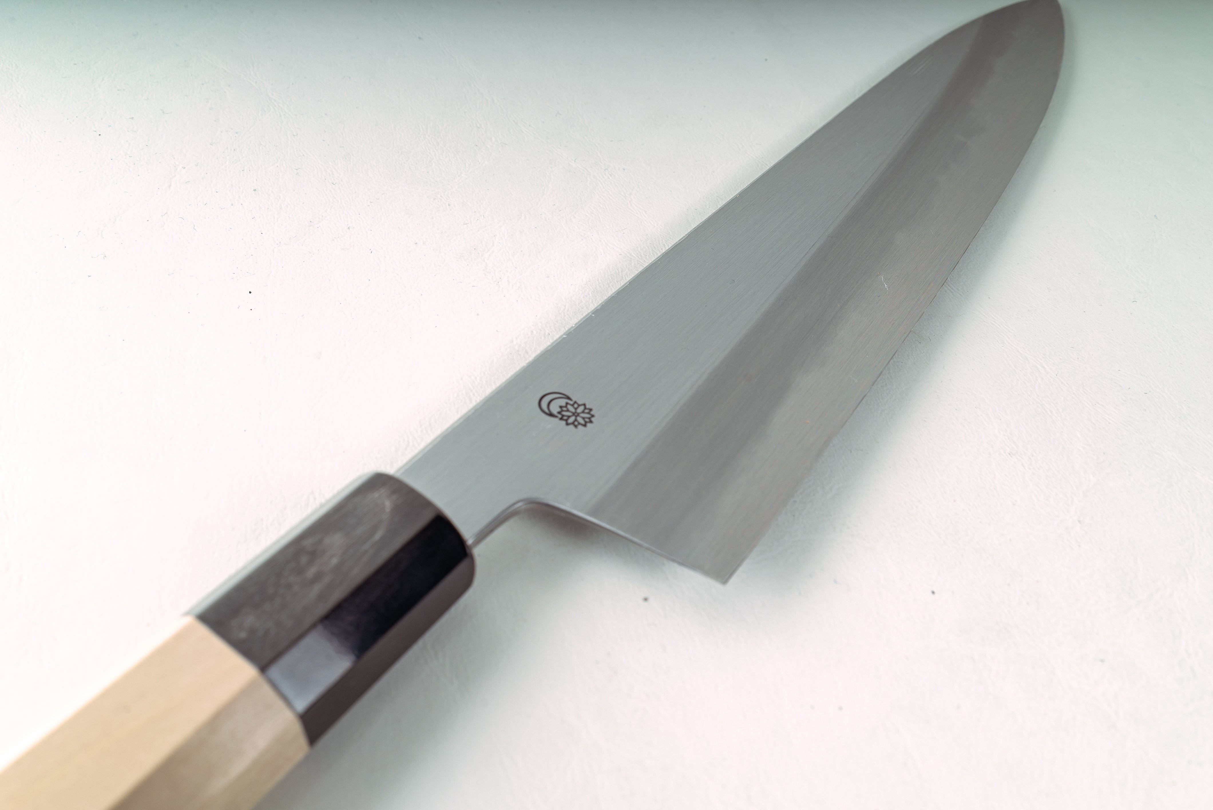 Sakai Kikumori Kikuzuki Kasumi Gyuto 270mm - Thecooksedge