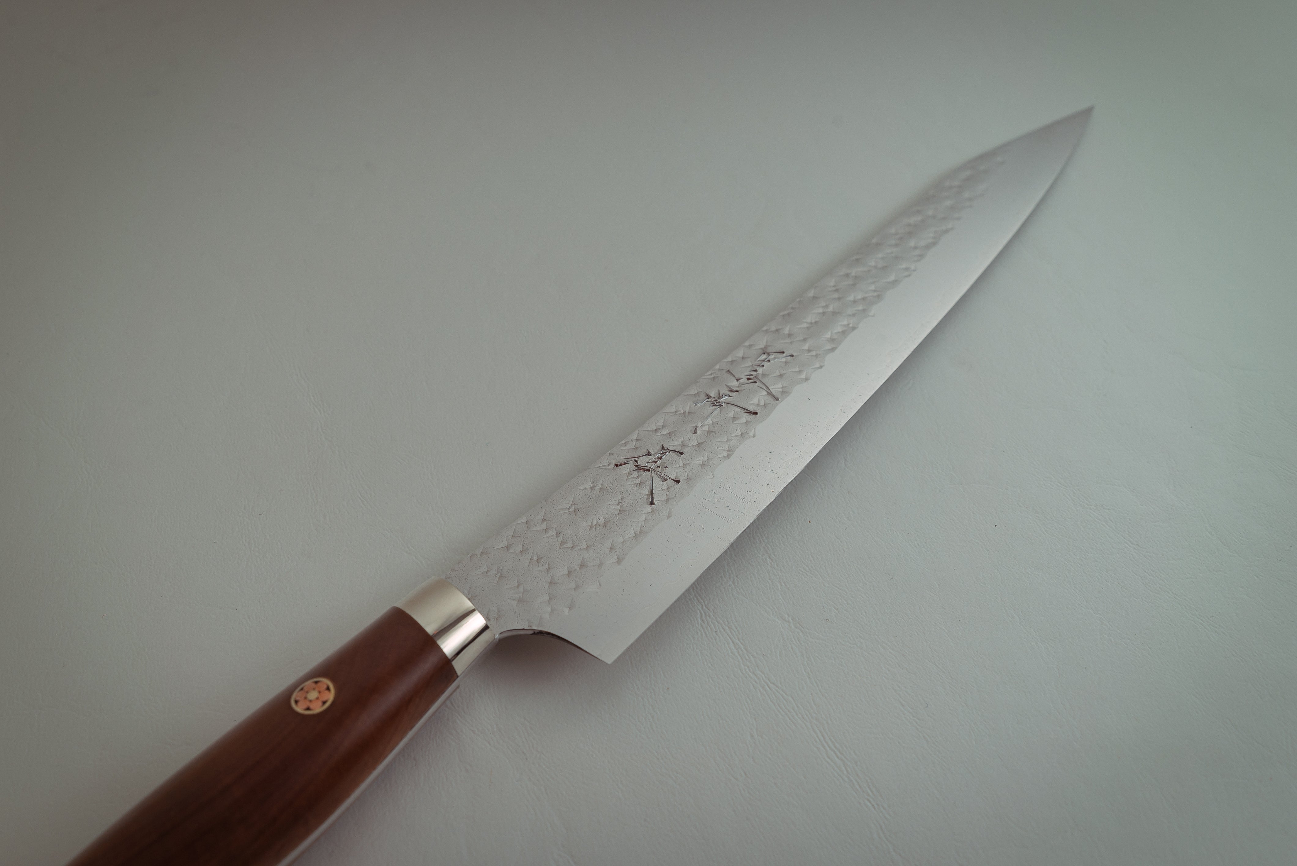 Yu Kurosaki SG2 Senko Sujihiki 240mm Western Maplewood - Thecooksedge
